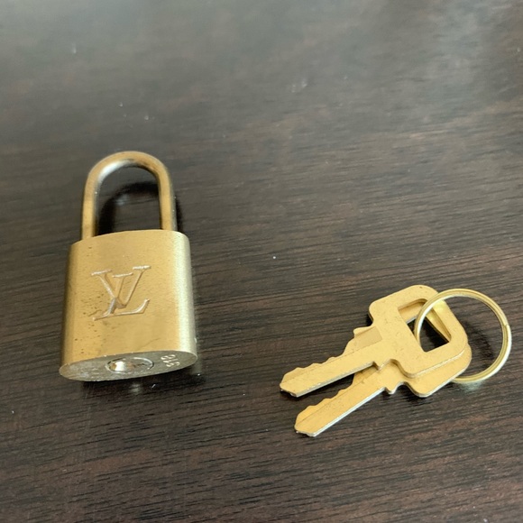 Louis Vuitton Other - Vintage Louis Vuitton Padlock And Keys